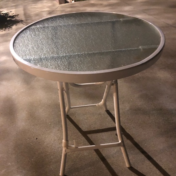 Table - Picture 1 of 1